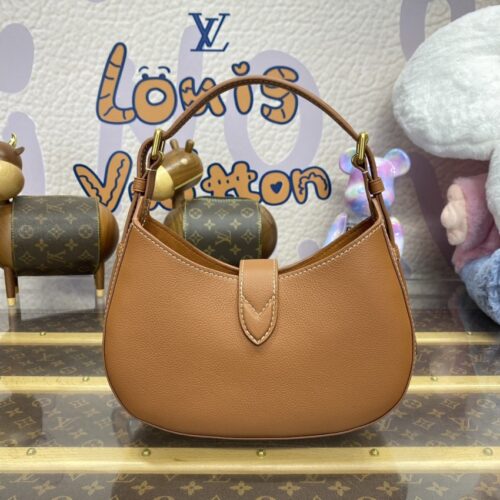 Alternative view of LV Low Key Shoulder Brown