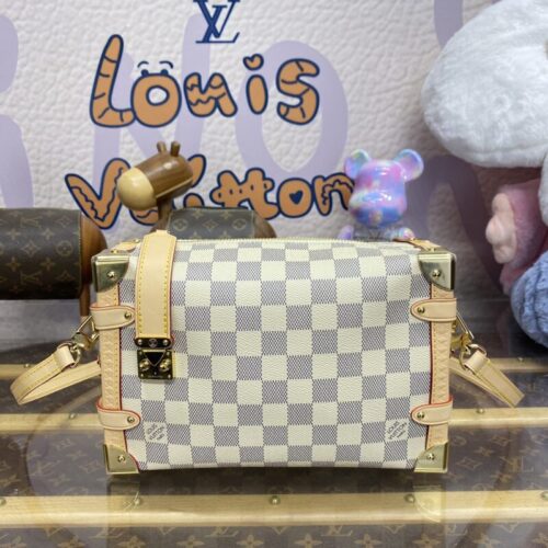 LV Side Trunk Beige Square