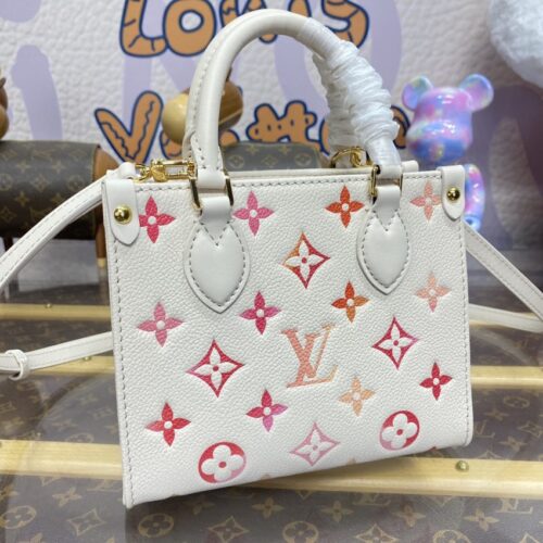 Alternative view of LV OnTheGo BB White