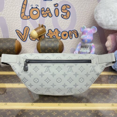 Alternative view of LV Bumbag Discovery Grey