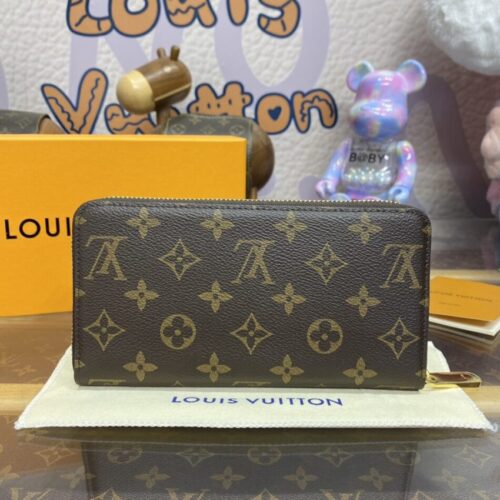 Alternative view of LV Zippy Wallet  Rabbit