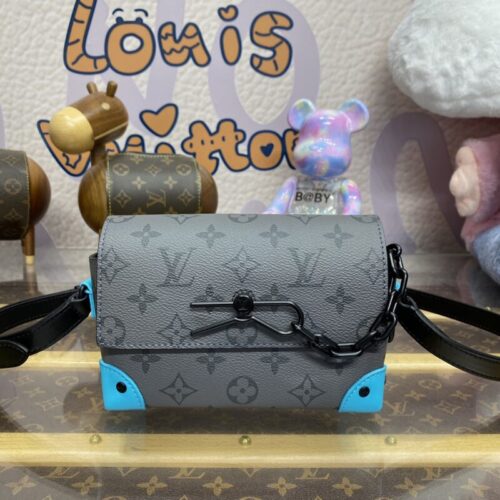 LV Steamer Wearable Wallet Grey