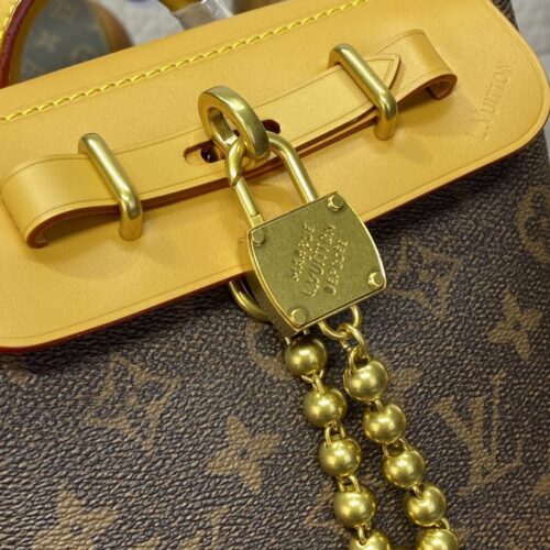 Alternative view of LV Steamer Brown