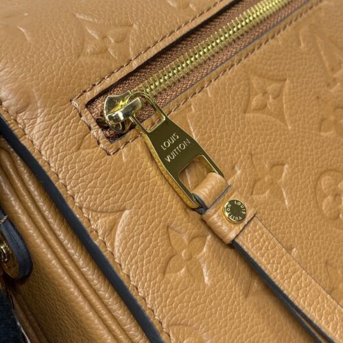 Alternative view of LV Pochette Metis Brown