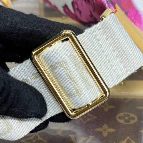 Alternative view of LV Bumbag Rush