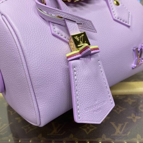 Alternative view of LV Speedy 18 Purple