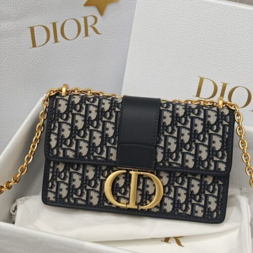 Dior 30 Montaigne  On Chain