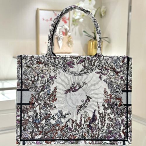 Alternative view of Dior Tote Book Sun flower winter