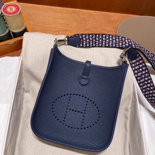 Alternative view of Hermes  Evelyne II TPM   Black