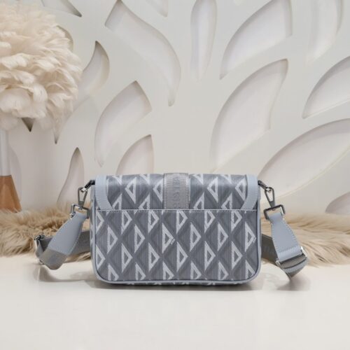 Alternative view of Dior Hit the Road messenger bag grey