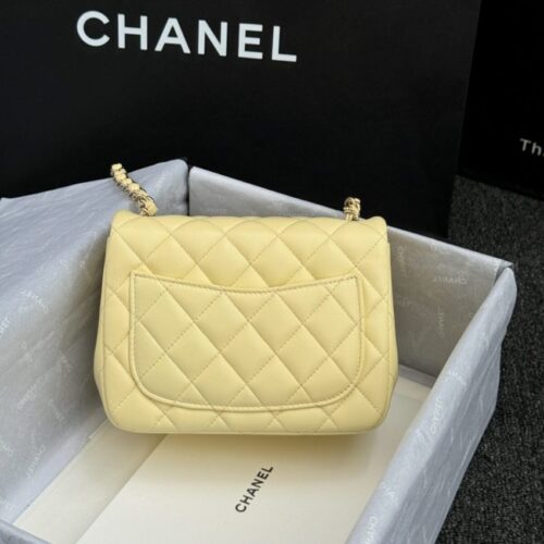 Alternative view of CHANEL Classic Flap 17cm Yellow