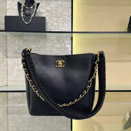 CHANEL 23A Hobo Bag