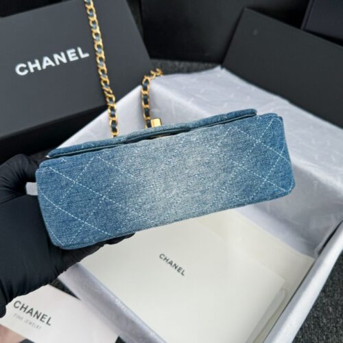 Alternative view of CHANEL Classic Flap 20cm Denim