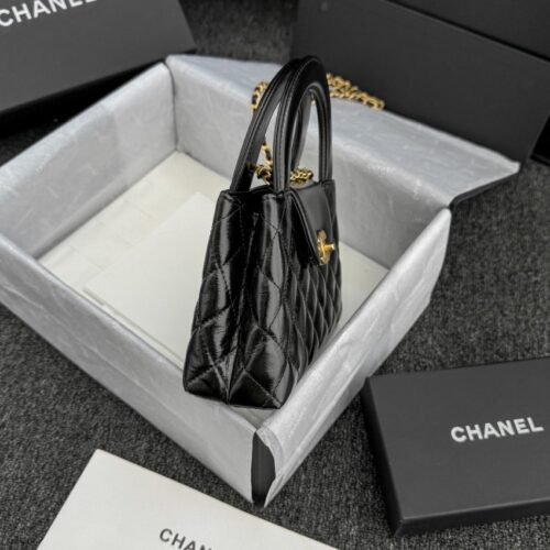 Alternative view of CHANEL 23k Kelly Black